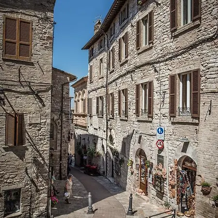 Apartment Assisi Cattedrale Esterno foto